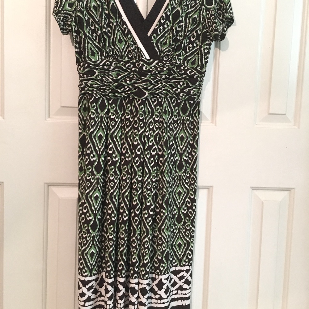 Clothe/Dresses